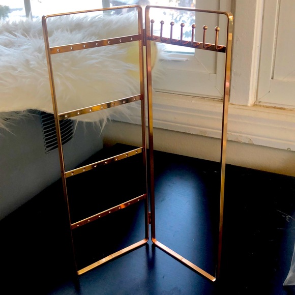 Urban Outfitters Jewelry Stand for necklaces